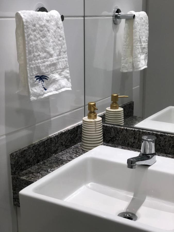 Apartamento Em Guarajuba, Bahia 1 Tudo Novinho E Finamente Decorado Салвадор Екстериор снимка
